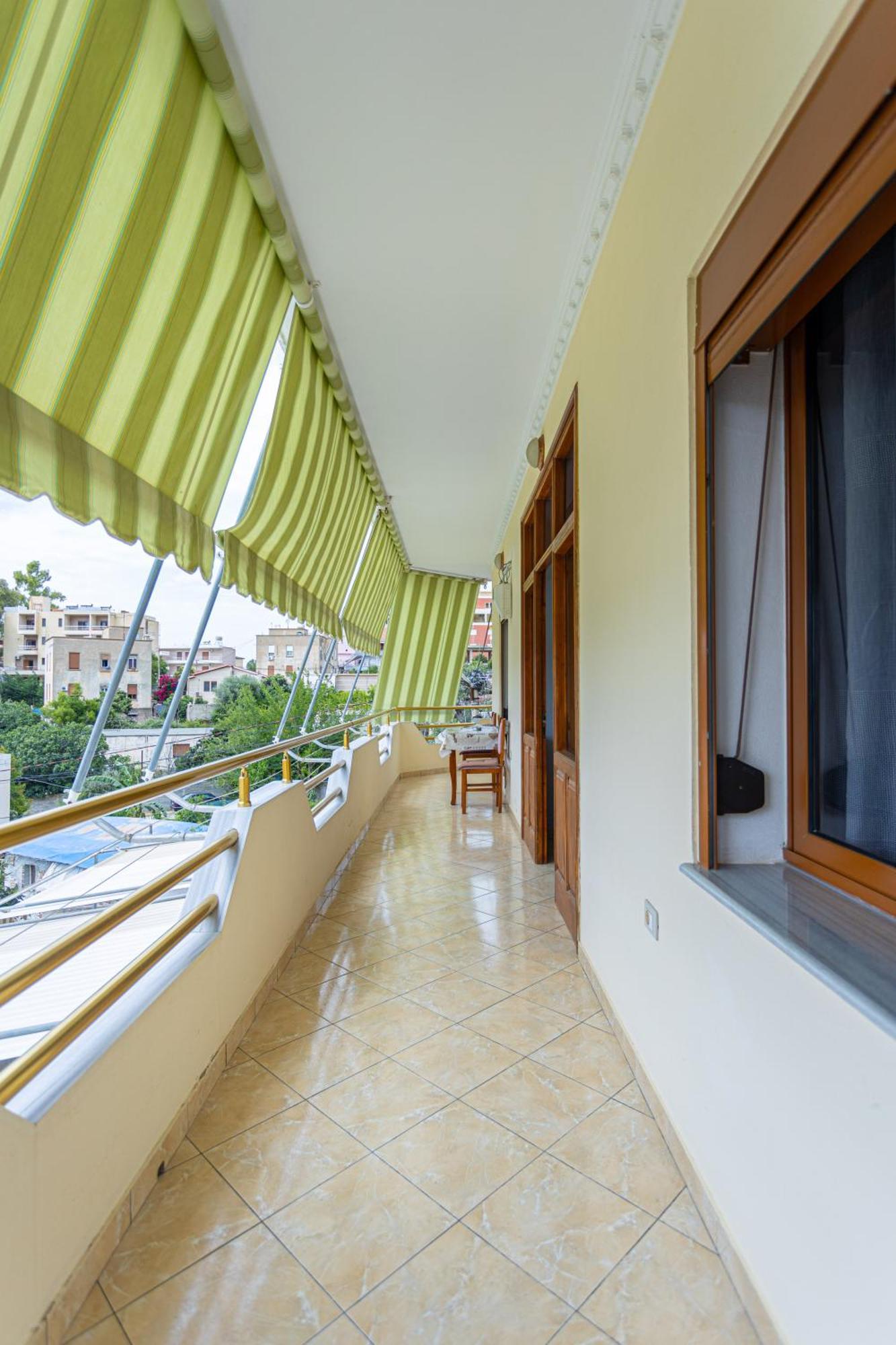 Hotel Olti Vlore Exterior photo